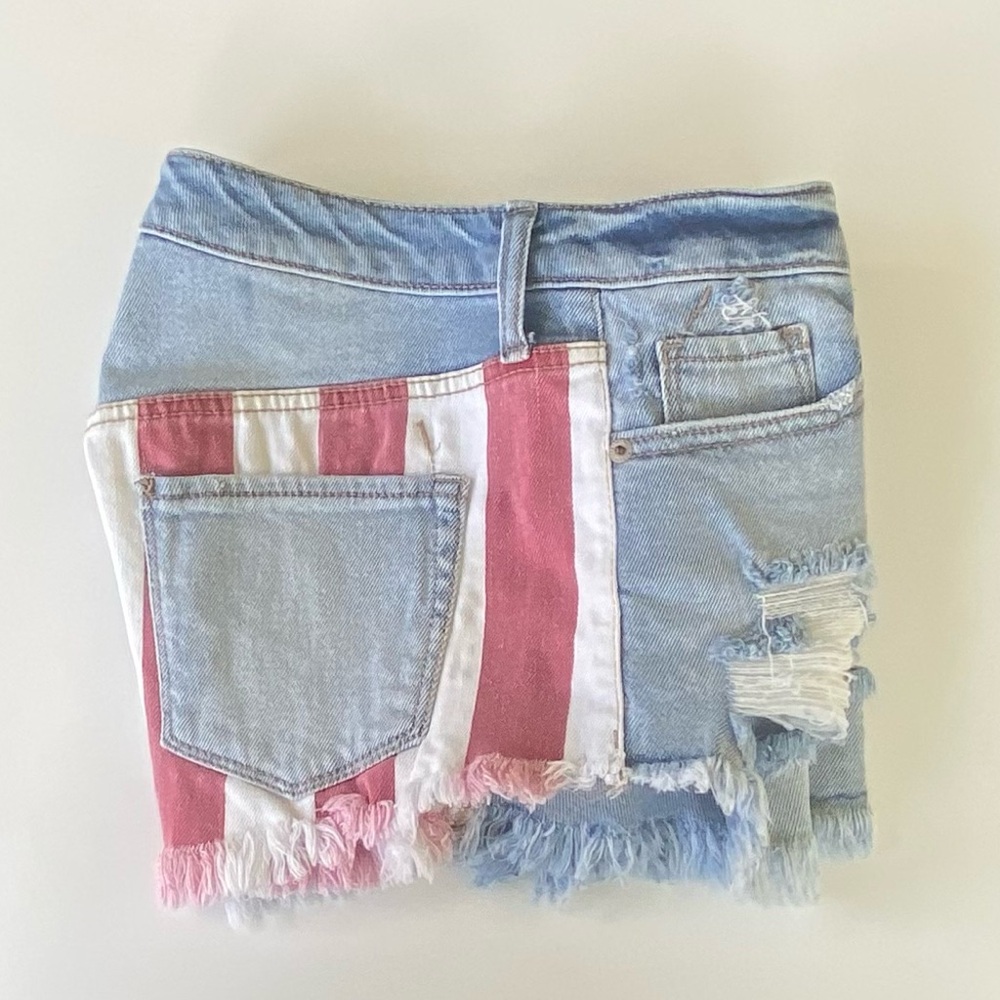 Mossimo American Flag High-Rise Distressed Frayed Jean Shorts, Sz 2/26 - Picture 7 of 7